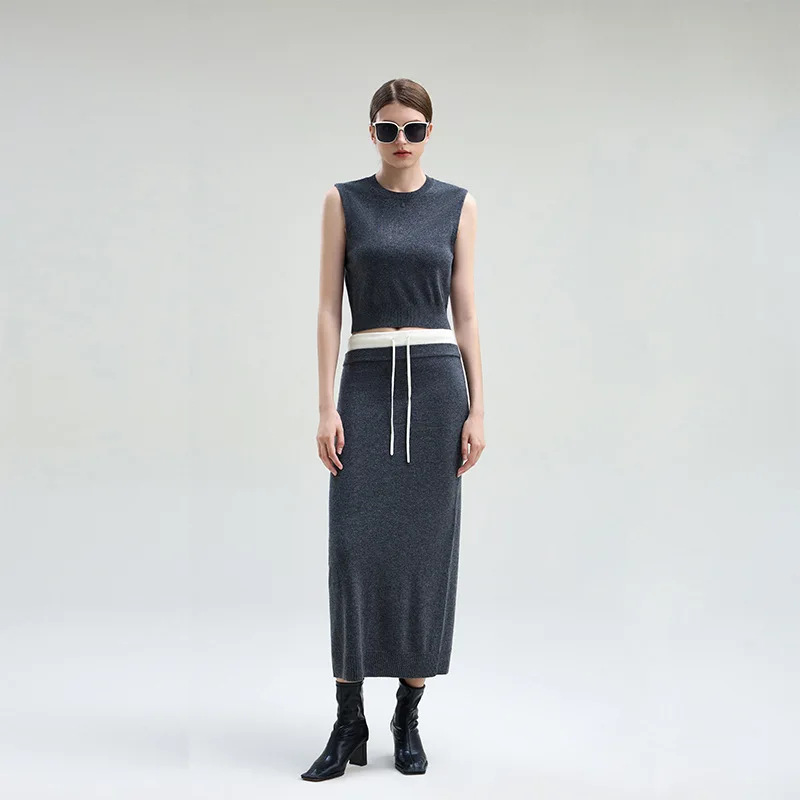 

Elegant and Minimalist Autumn and Winter Grey High Waisted Elastic Hip Hugging Mid Length Knitted Half Skirt Women's Clothing