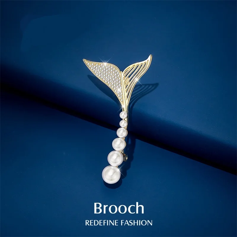 Women's New Fashion Pearl Fish Tail Brooch Suit Coat Decoration Accessories