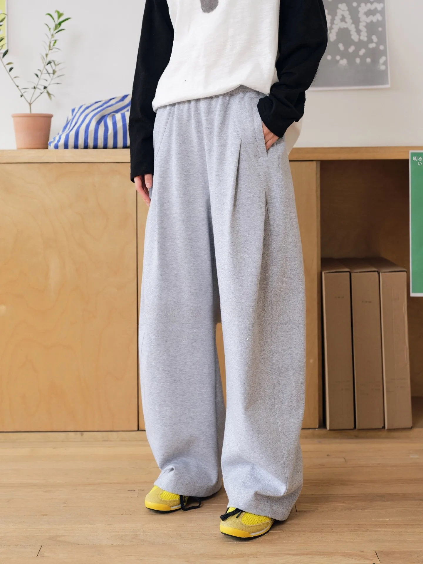 

Casual Deer And Flying Bird Watermelon Pattern High Waist Elastic Cotton Straight Leg Pants Three Colors Slimming Sweatpants