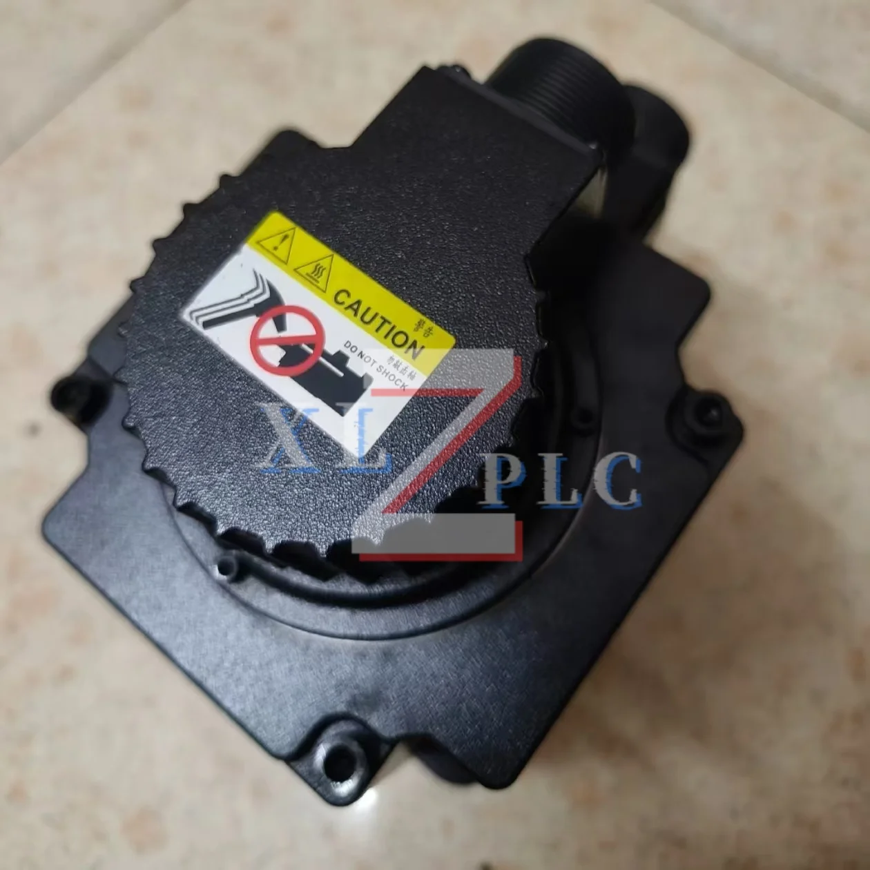 ECMA-E11310RS ECMA-E11315SS Servo motor ECMA-E21315RS ECMA-E21315SS novo na caixa