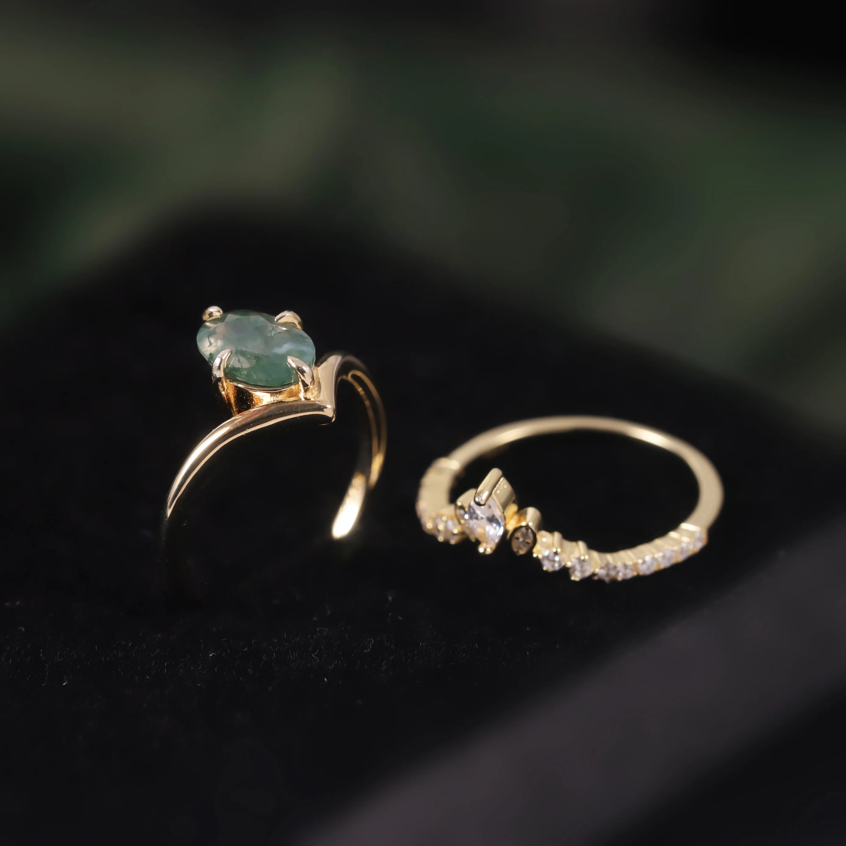 GEM\'S BALLLET Unique Moss Agate V Shape Engagement Ring Set  Chevron Wedding Band 2pcs Bridal Ring Set in 925 Sterling Silver