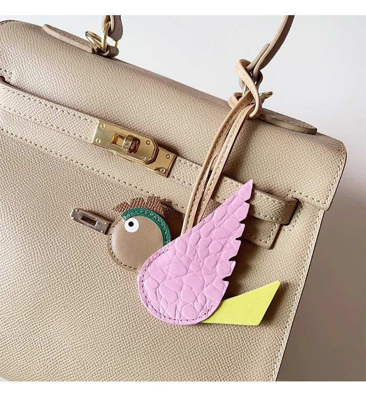 Bird Pendant Bag Niche Decoration Cowhide Pendant New Cartoon Bird Keychain Accessory Car Pendant