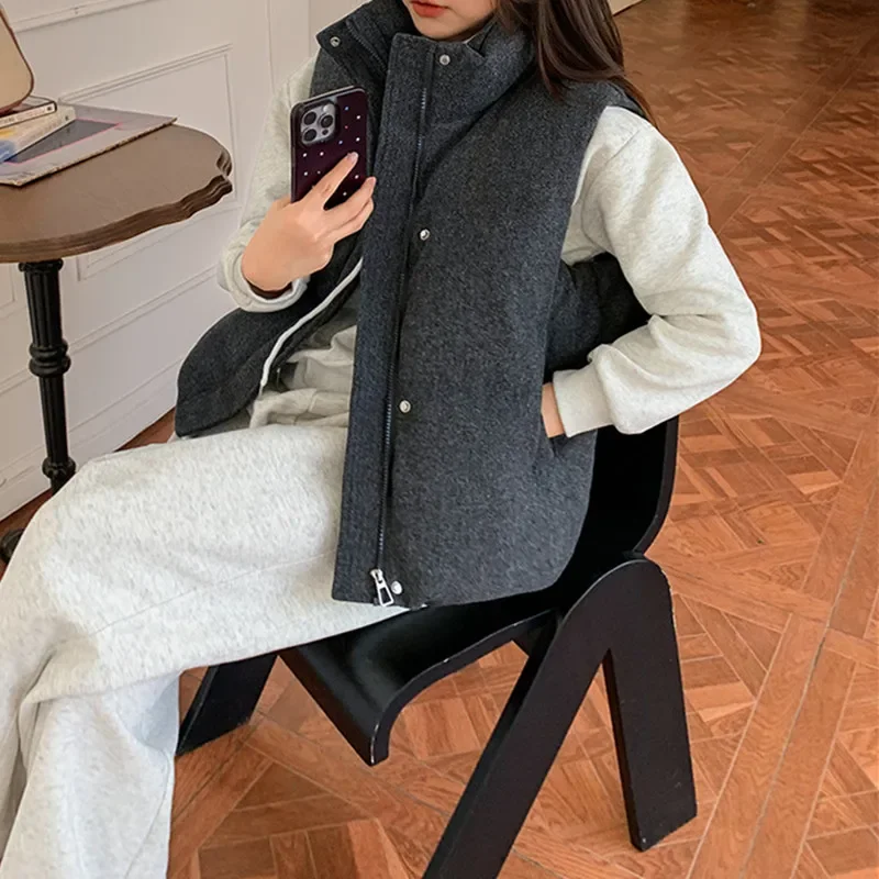 Stand Collar Zipper Vest Jacket Black Gray Waistcoat Short Down Cotton Vest Women Autumn Winter New Korean Fashion Sleeveless