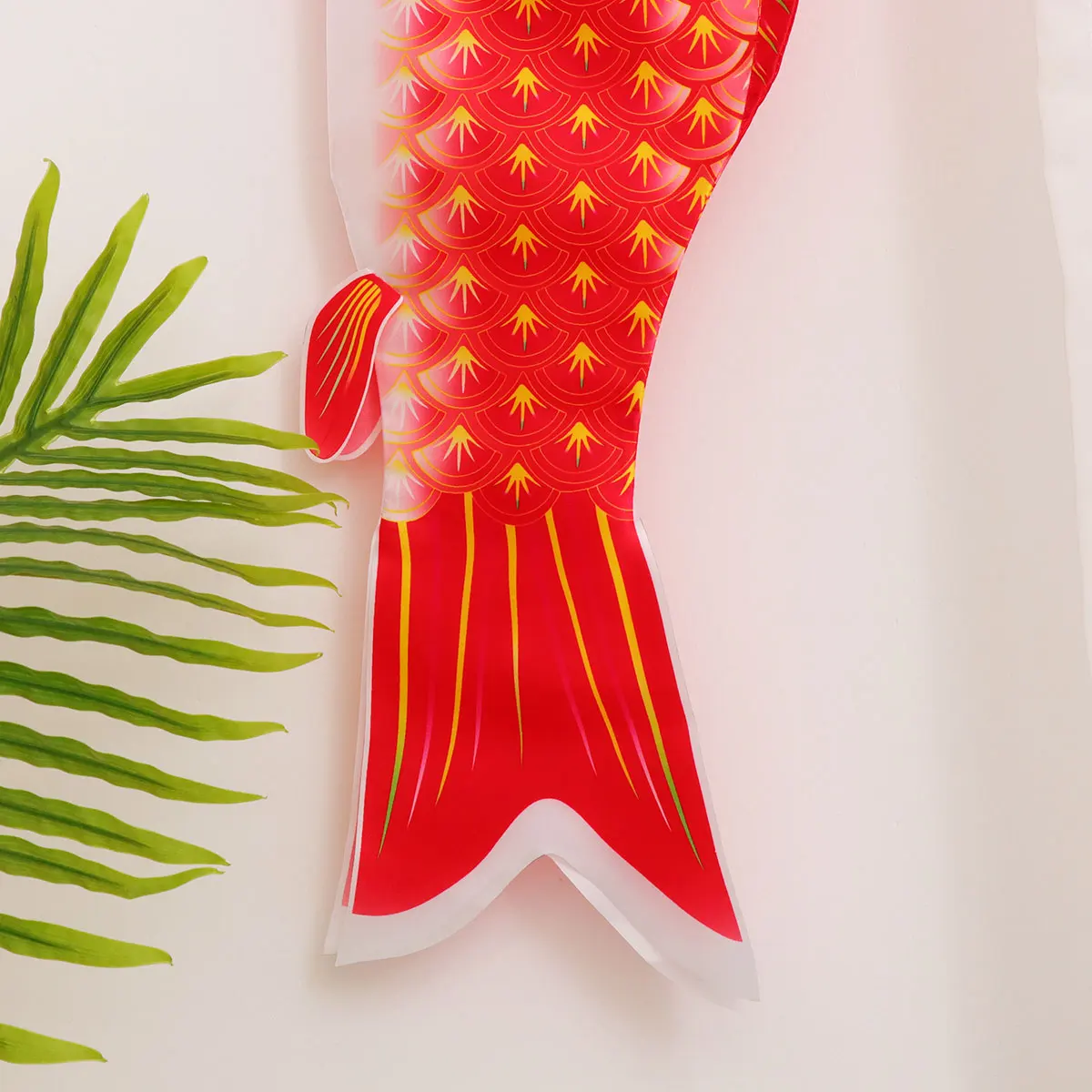 

Creative Carp Shape Flag Japanese Style Red Satin Decorative Banner Party Decor Home Outdoor Dragon Boat Festival Background