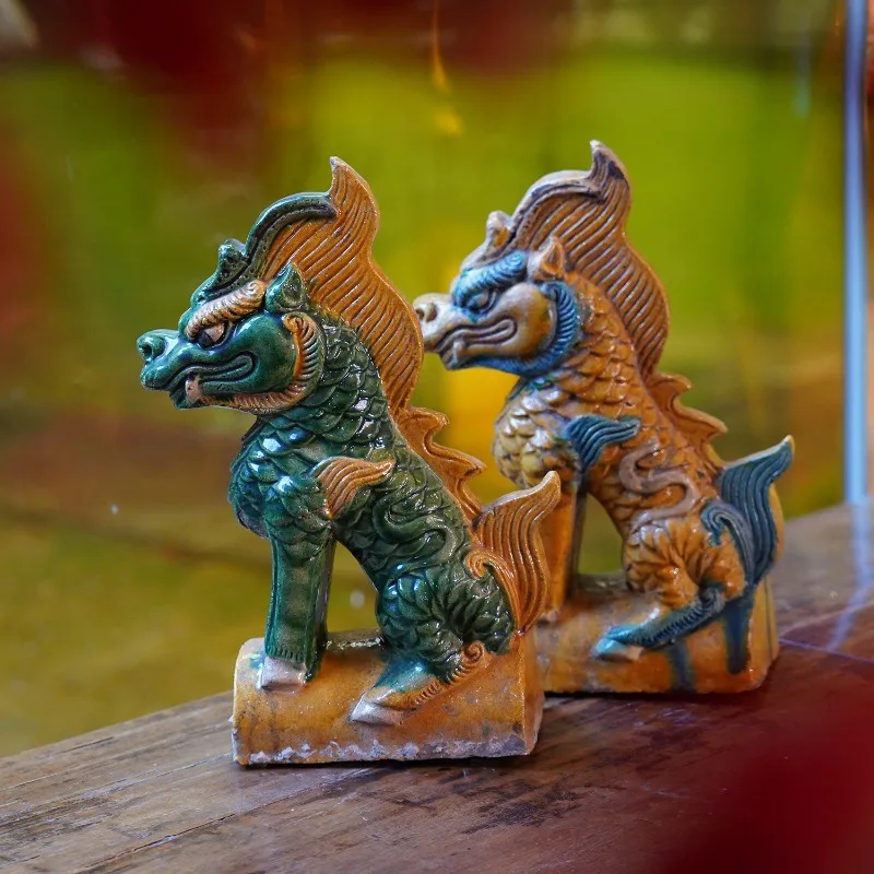 

Glazed porcelain antique decorative desktop entrance ornament