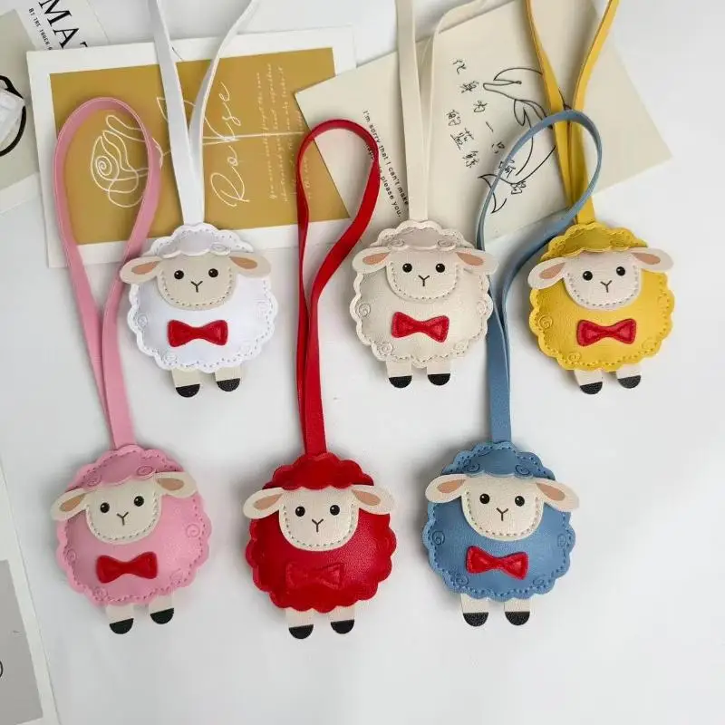 Cute Sheep PU Leather Keychain Kawaii Lamb Design Bag Charm Pendant Smooth Touch Children's Day Gift for Little Kids