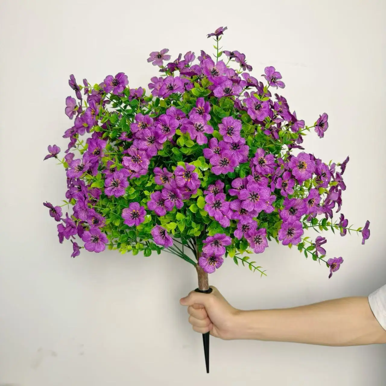 Cross-border simulated violet plastic fake, flower land tree insertion, wedding green plant, outdoor flower arrangement artifici