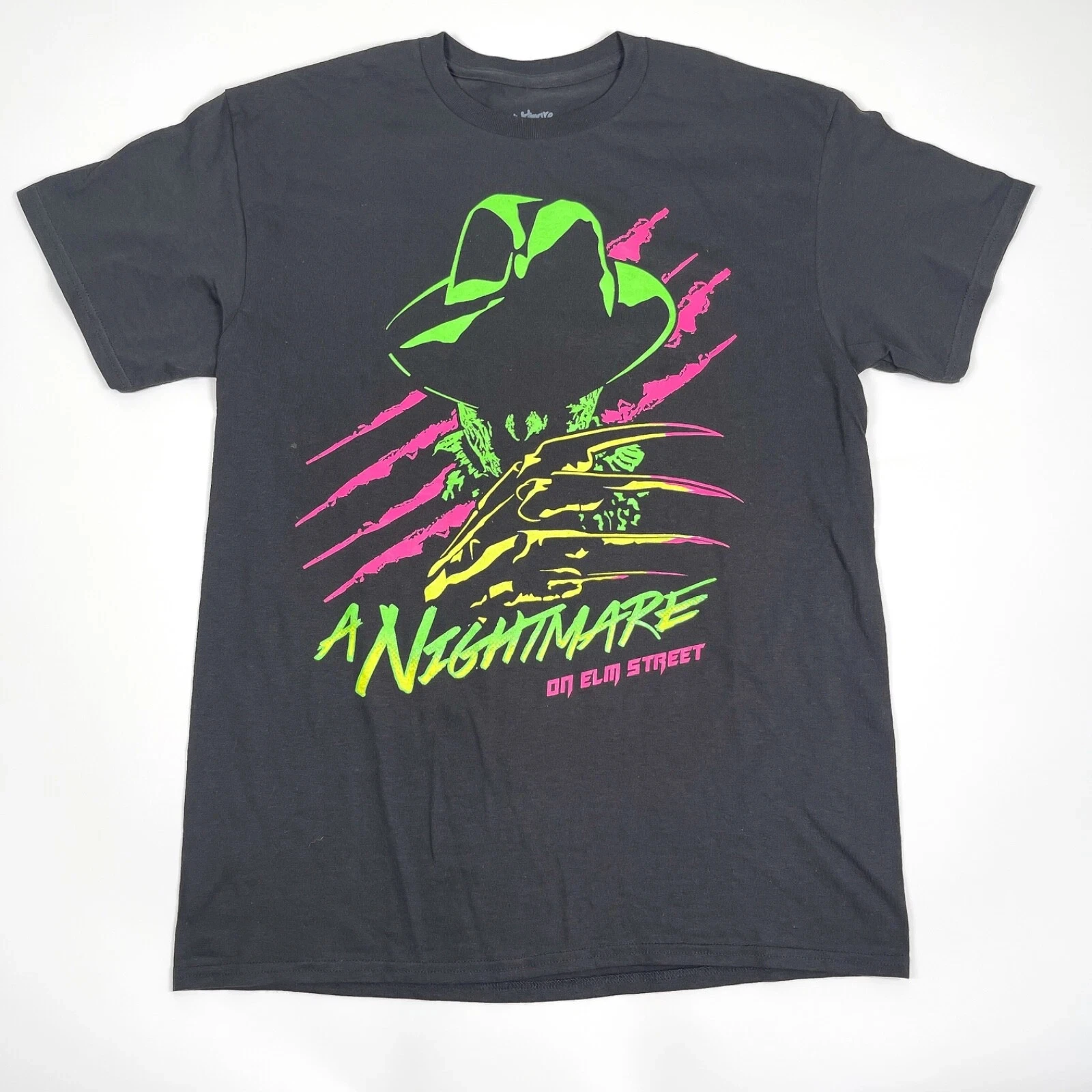 

Nightmare on Elm Street 80-х годов зеленая розовая черная футболка среднего размера ужас Фредди американская группа певица футболка мужская с короткими рукавами женская