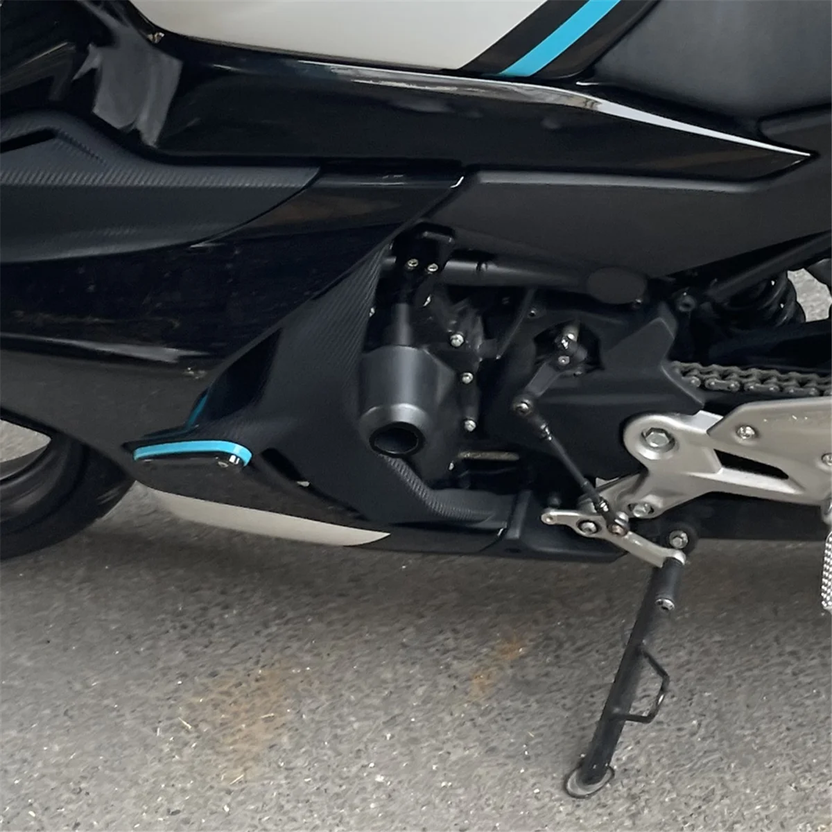 

T48C_для CFMOTO 450SR 2022-2024 мотоциклетная защитная крышка двигателя, ползунки, защита от падения, аксессуары