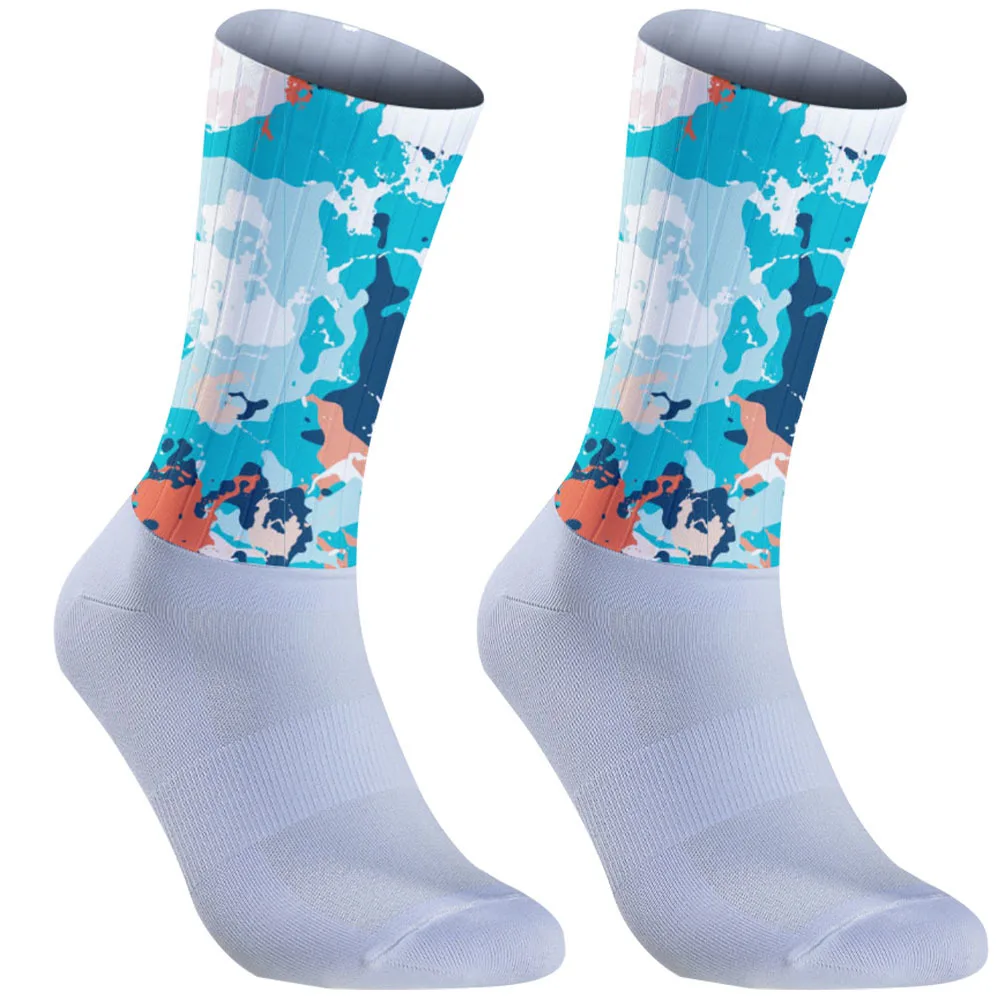 

2025 New Riding in the mountains in the morning, absorbing moisture and sweat to keep your feet dry and enjoying nature.