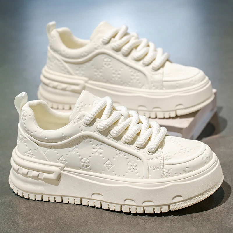 

Fashion and Comfortable Anti Slip Business Footwear 2025 Autumn Men's Casual Shoes Flat Sole Breathable Lightweight Men Sneakers