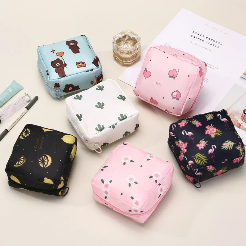 Cute Cosmetic /Sanitary Napkin Storage Bags Cartoon Rabbit Bear Portable Girls Physiological Period Tampon Organiser Bag