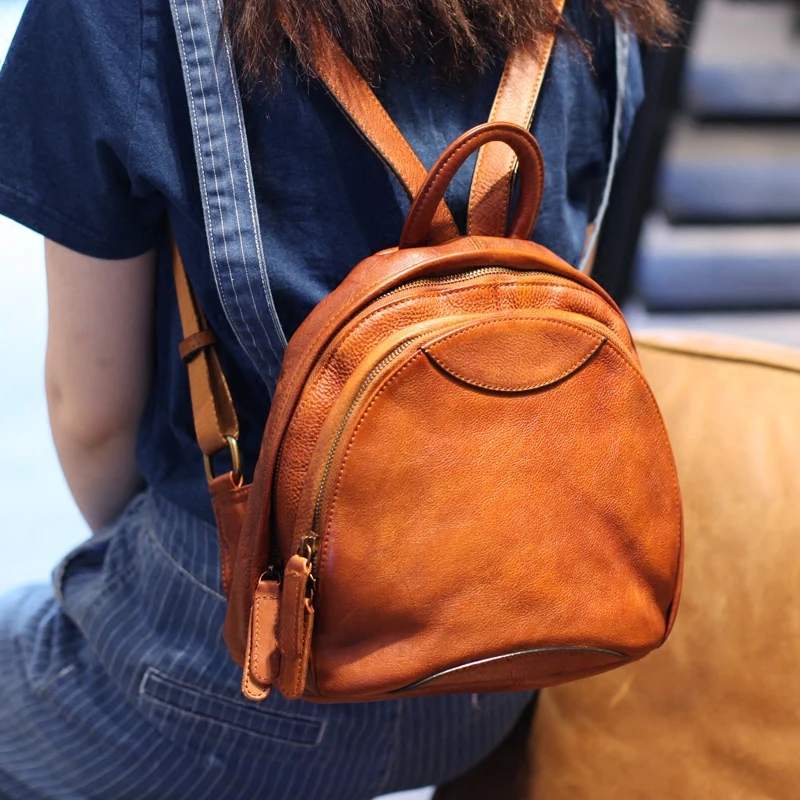 Art Retro Small Women Backpack Shell Backpacks Ladies School Bags Tide Casual Real Genuine Leather Top Layer Leather Wild Female