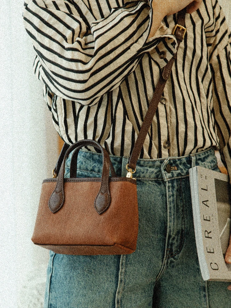 

PNDME Simple organizer designer handmade genuine leather women cute small handbag outdoor daily party cow leather crossbody bag