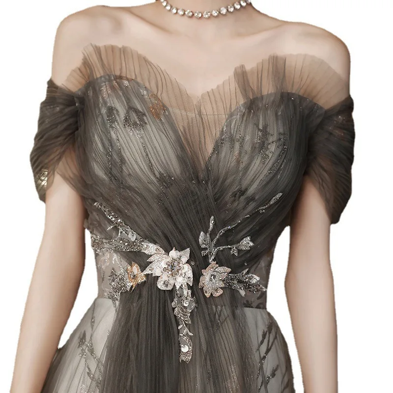 Women's New Grey One Shoulder Mesh Highlight Evening Dress Fashionable Slimming Temperament Elegant Banquet Minimalist Dress