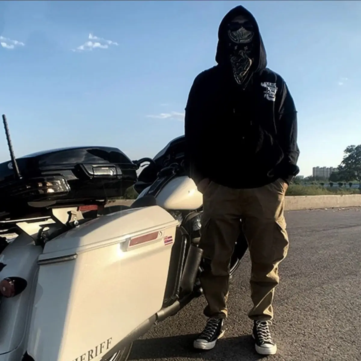 دراجة نارية نادي الشارع نمط الجمجمة طباعة معطف بقلنسوة الخريف والشتاء الرجال والنساء قاطرة سترة اليومية لباس غير رسمي