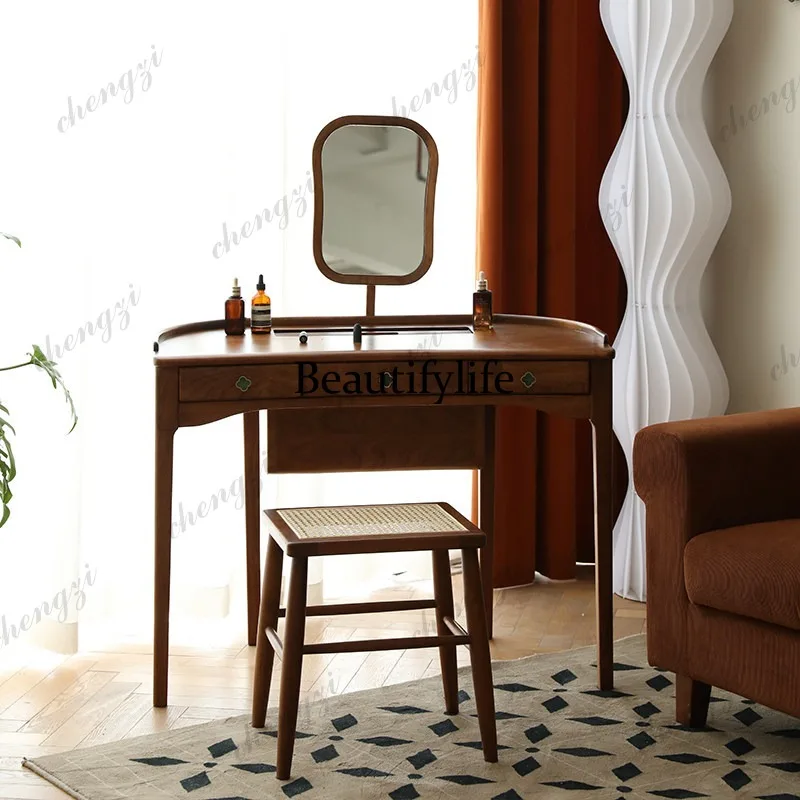 Retro solid wood dresser medieval French makeup table national style makeup modern bedroom