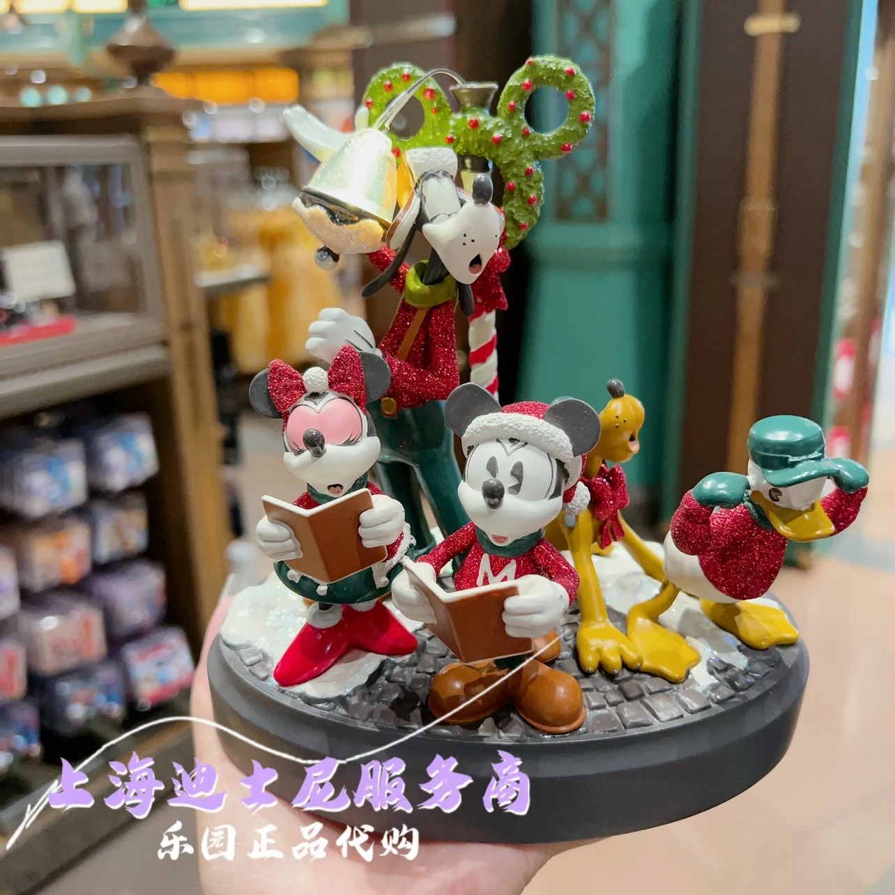 Original 2022 Shanghai Disney Cartoon Mickey Minnie Donald Duck Christmas Ornaments Figurine Gifts Collection Gift Collection