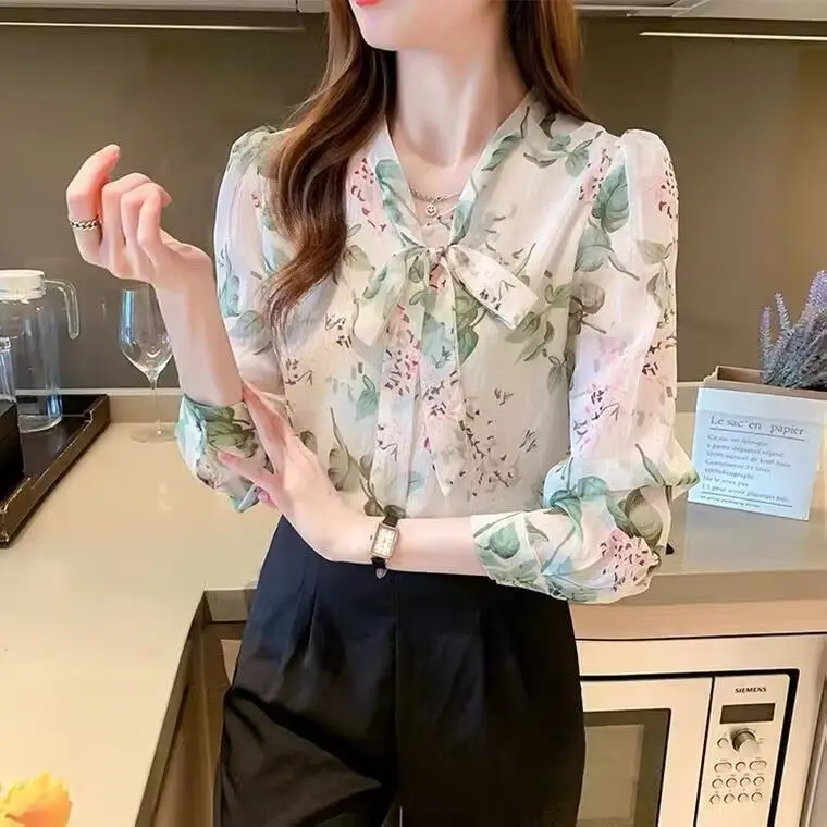 Butterfly Knot Chiffon Shirt Women's New Loose and Versatile Western-style Top Looks Slim and Covers the Belly Temperament