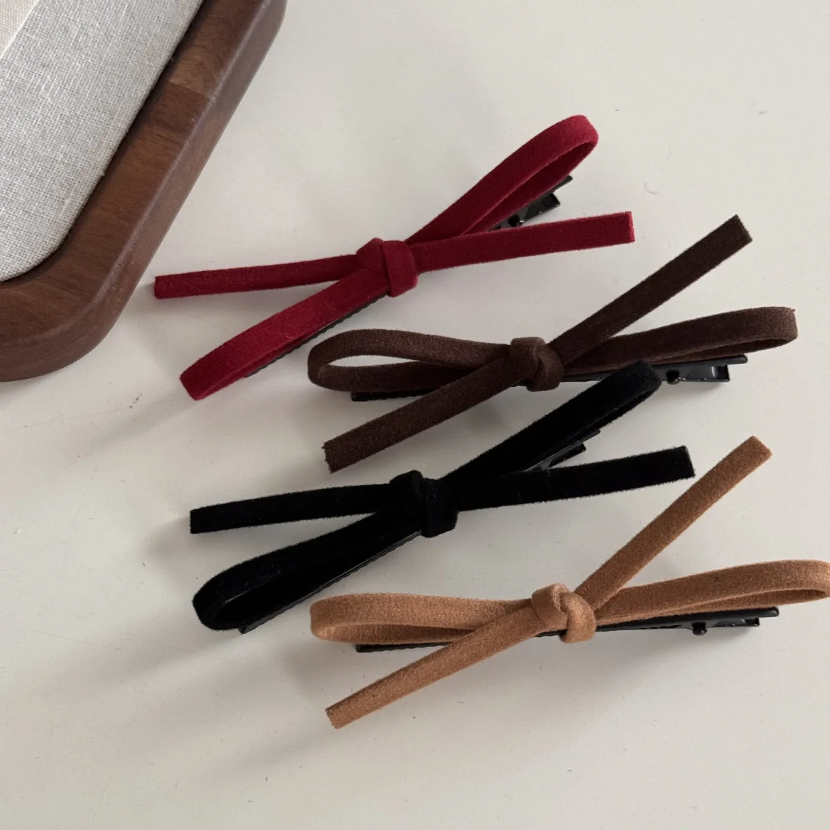 4pc Cute Classic Style Colorful Suede Bow Hairpin Retro Hair Side Clips for Girls Women Korean Elegant Hair Accessories