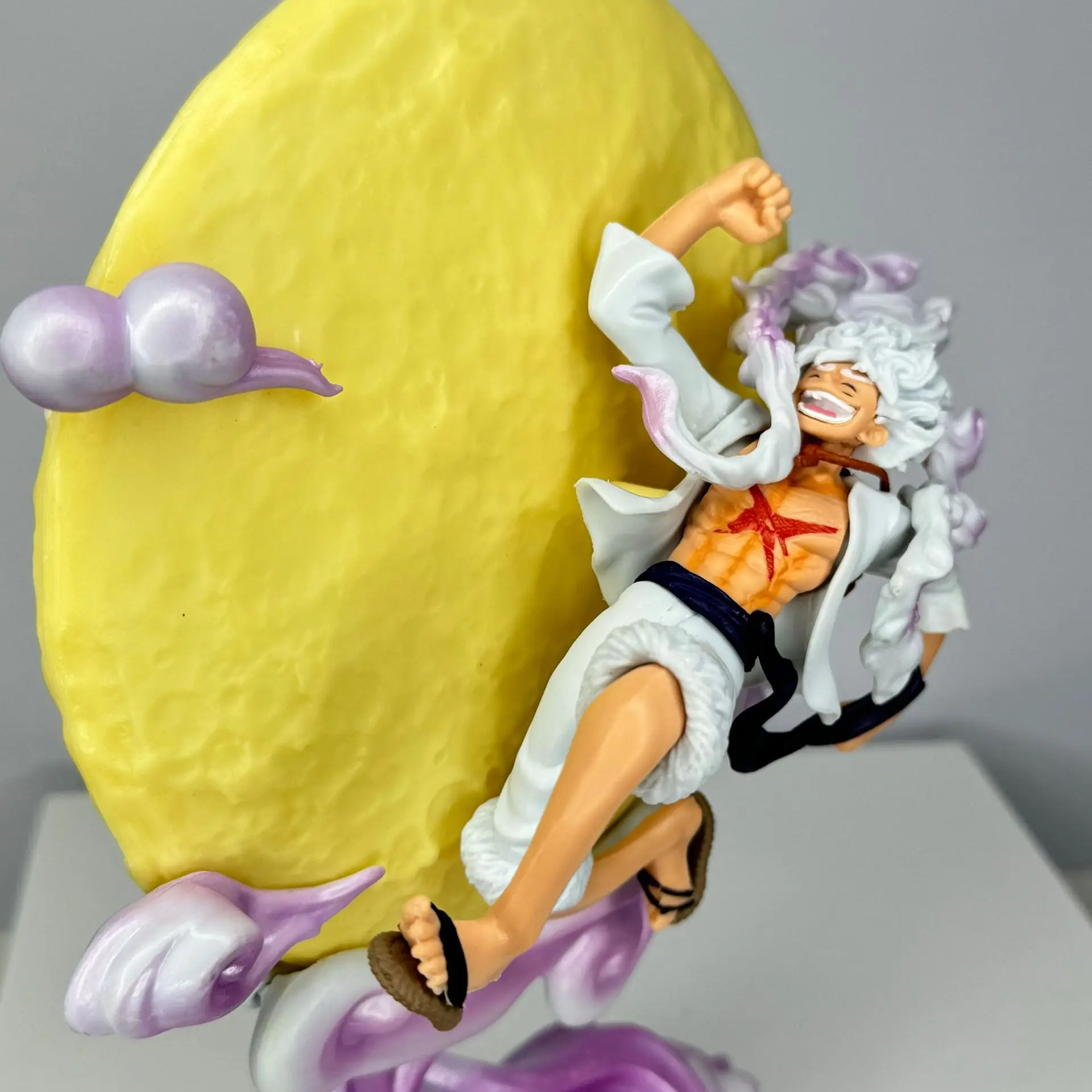 Neue 26 cm One Piece Anime Peripherie Figur Mond Nika Luffy Gear 5 Mit Mond Licht Action Figur Gk Statue Modell Hause Dekorationen – Detail 5