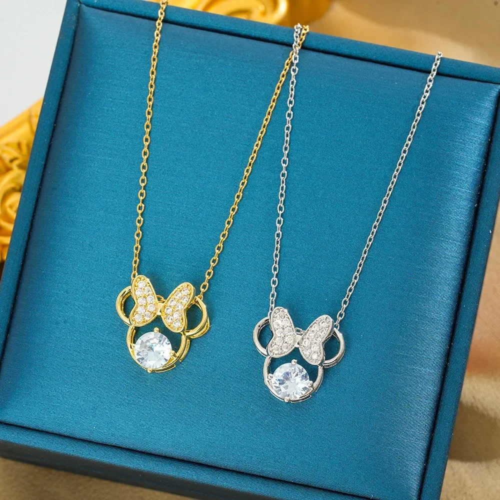 A unique new niche Mickey head necklace with feminine charm and cartoon mouse collarbone chain accessories for 2025