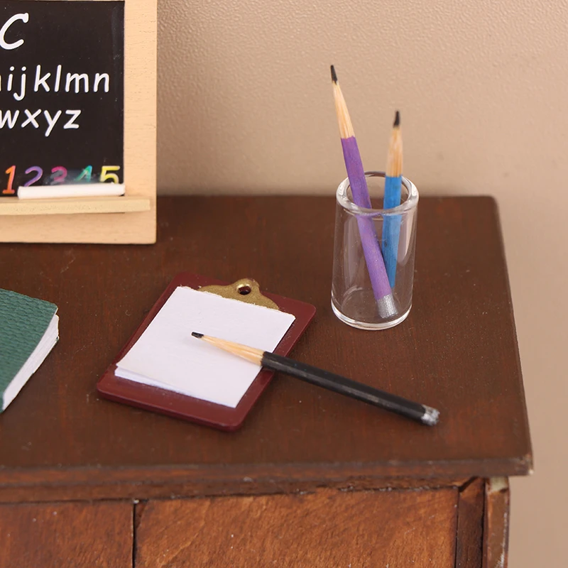1/12 スケールドールハウスミニチュアスクール文具セット、鉛筆ホルダーキットごっこ遊びおもちゃ