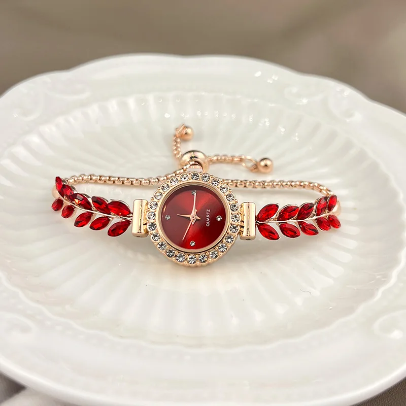 2025 New fashion diamond-encrusted leaf round women's watch simple dial freely adjust cross-border gift watches