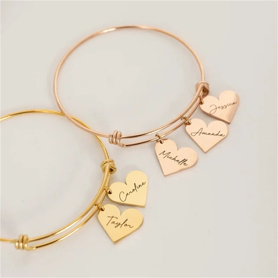 Pulsera personalizada de acero inoxidable para mujer, brazalete ajustable con grabado de corazón, 1-6 nombres, regalo de joyería para mamá