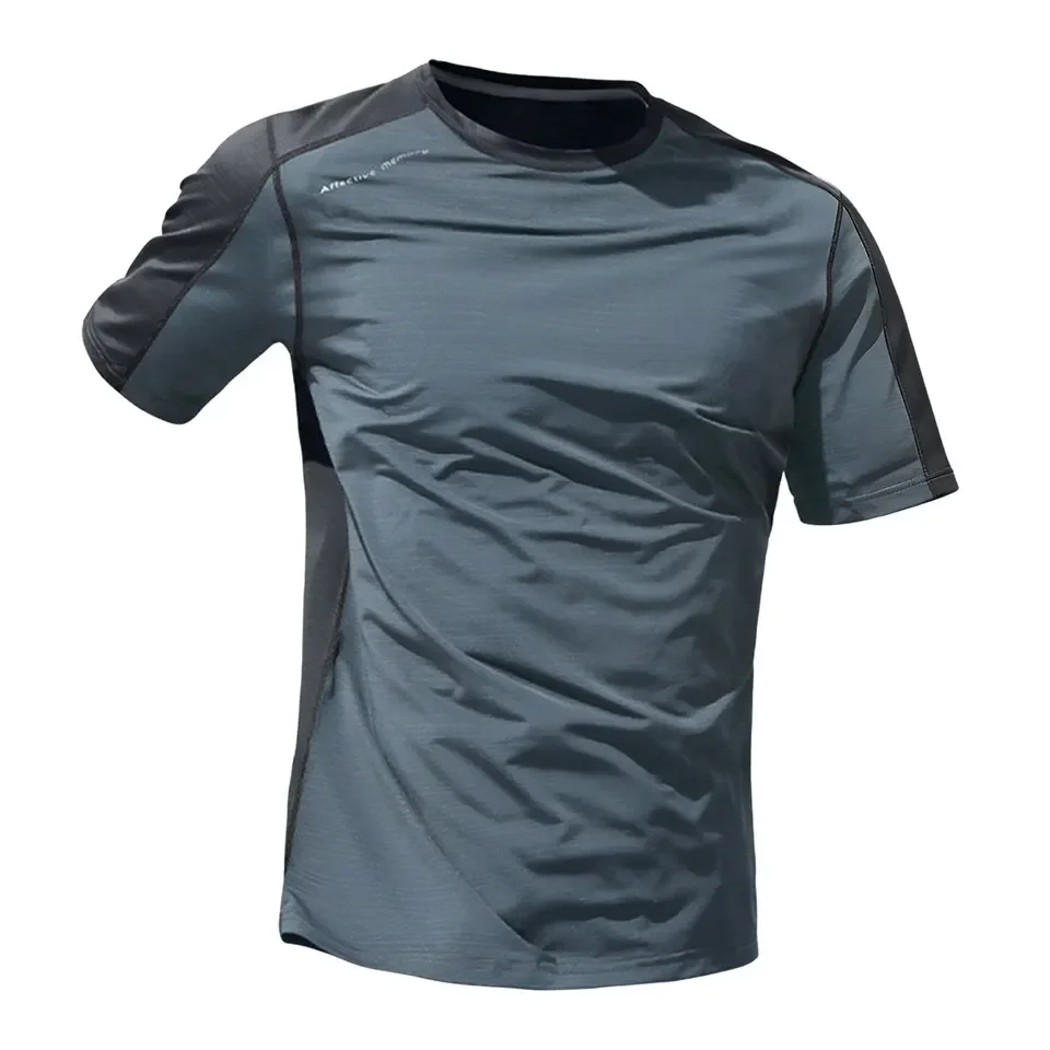 Men's Sports T-Shirt Summer Thin Quick Drying Breathable Fitness Tees Lightweight Short Sleeved