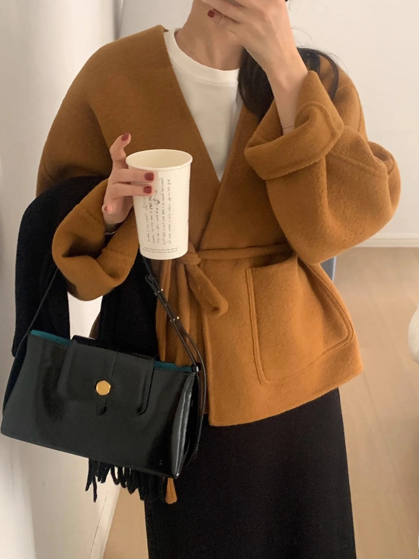 

Шерстяное пальто с двойным вырезом в стиле ретро, новый зимний жилет с поясом, корейский свободный крой, длинное пальто све