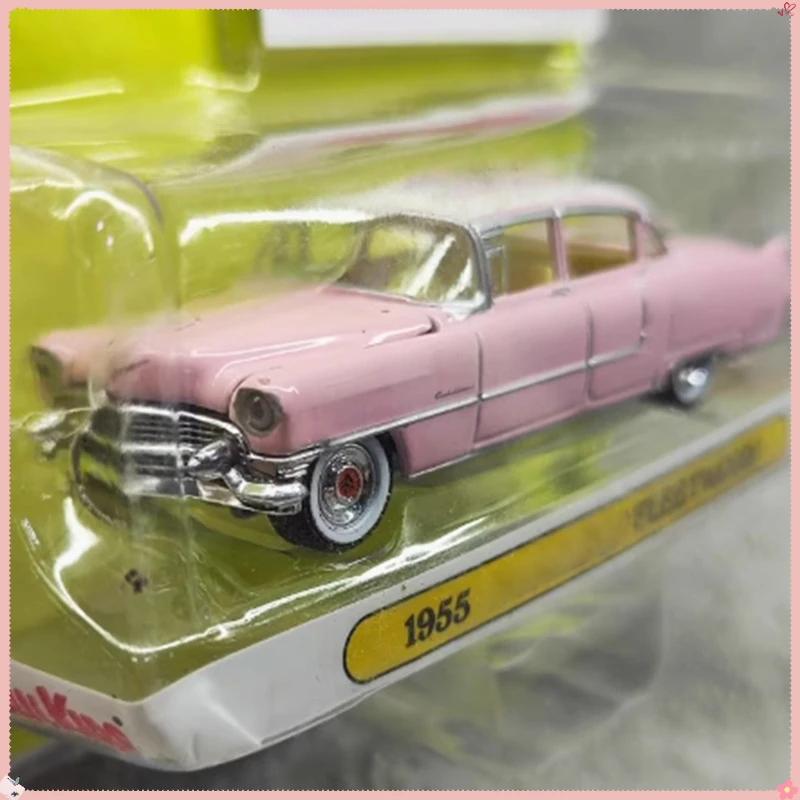 Greenlight 1:64 مقياس 1955 Cadi Fleetwood Series 60 الوردي طبعة سبيكة سيارة نموذج مجموعة ثابتة زينت هدايا العيد اللعب
