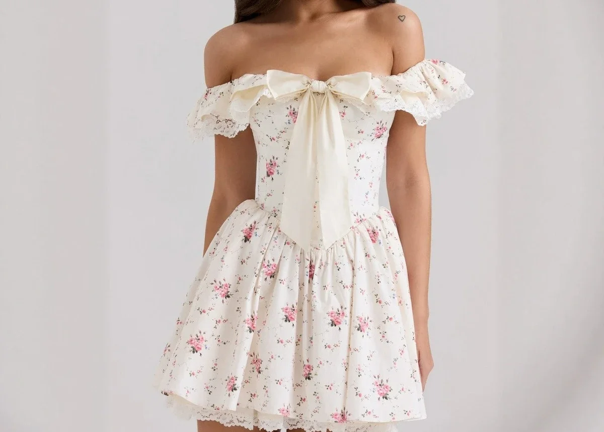 

2025 Summer Princess Sweet One Shoulder Butterfly Knot Broken Flower Lace Waist Dress for Women