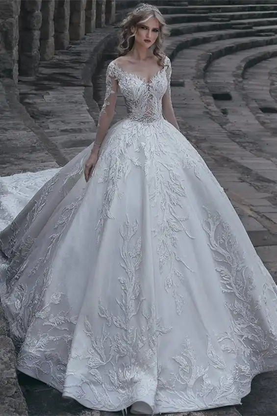 Custom French style three-dimensional lace bead embroidery palace style wedding dress with V-neck long sleeves vestido de novia