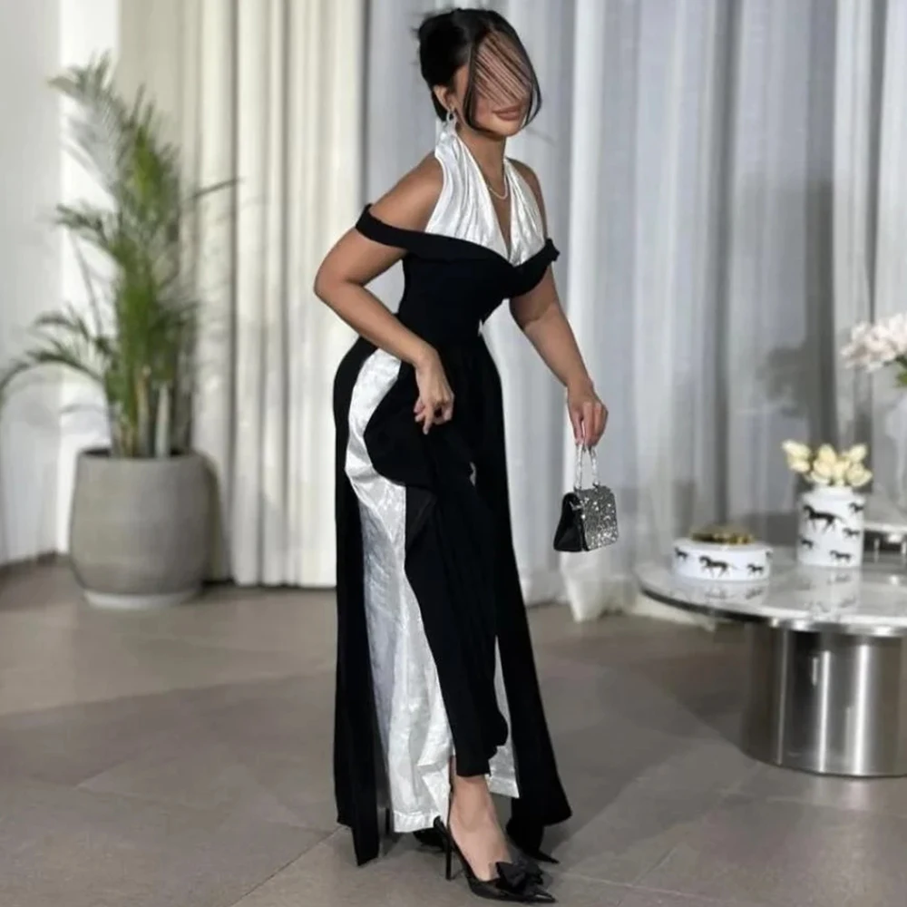 

2025 Evening Gowns for Women Crepe Fabric A-line Celebrity Dress Black and White Halter Pleat Split Prom Dress Long