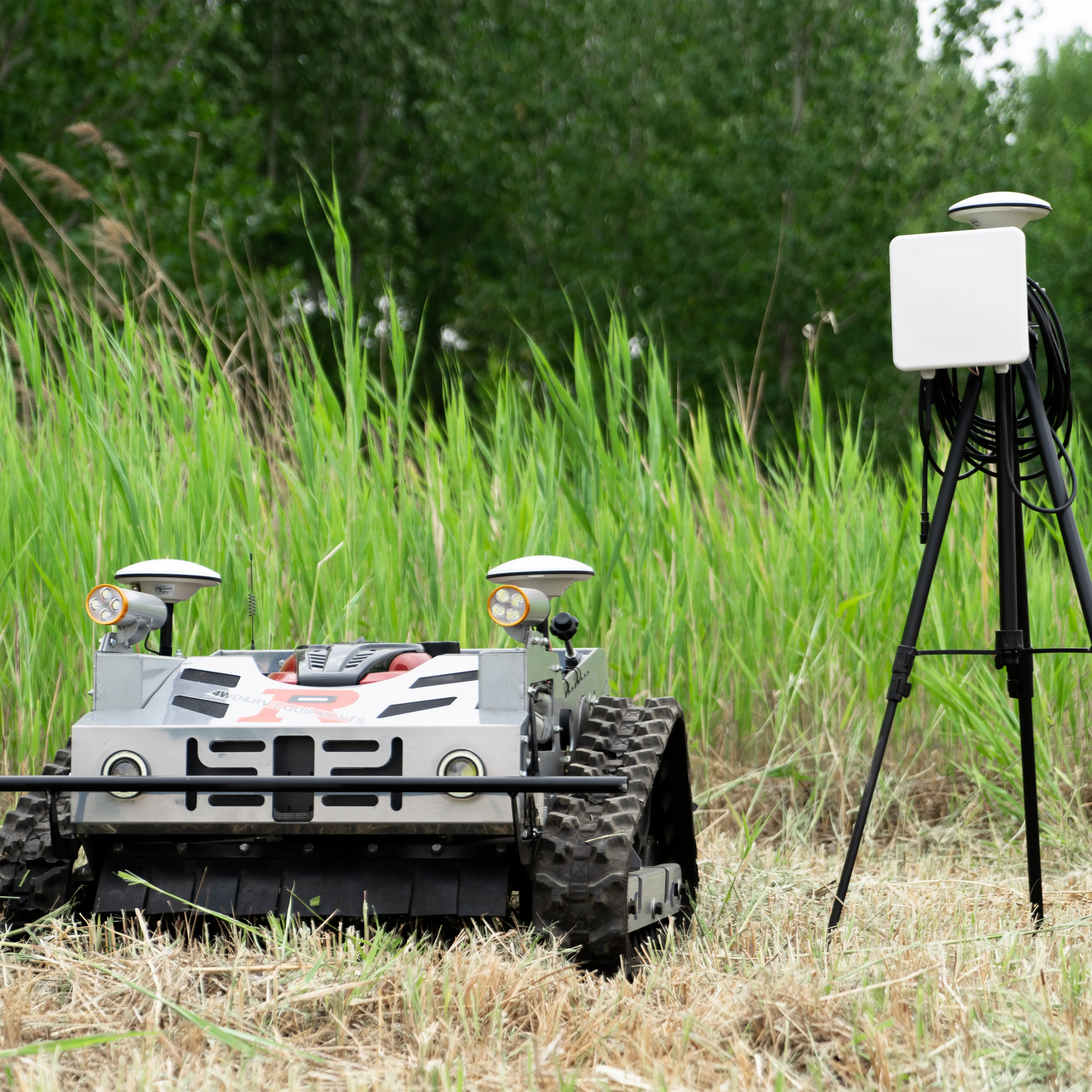 

High Mowing Machine Grass Cutting Machine Remote Control Lawn Mower Robotic Lawnmower Satellite Gps