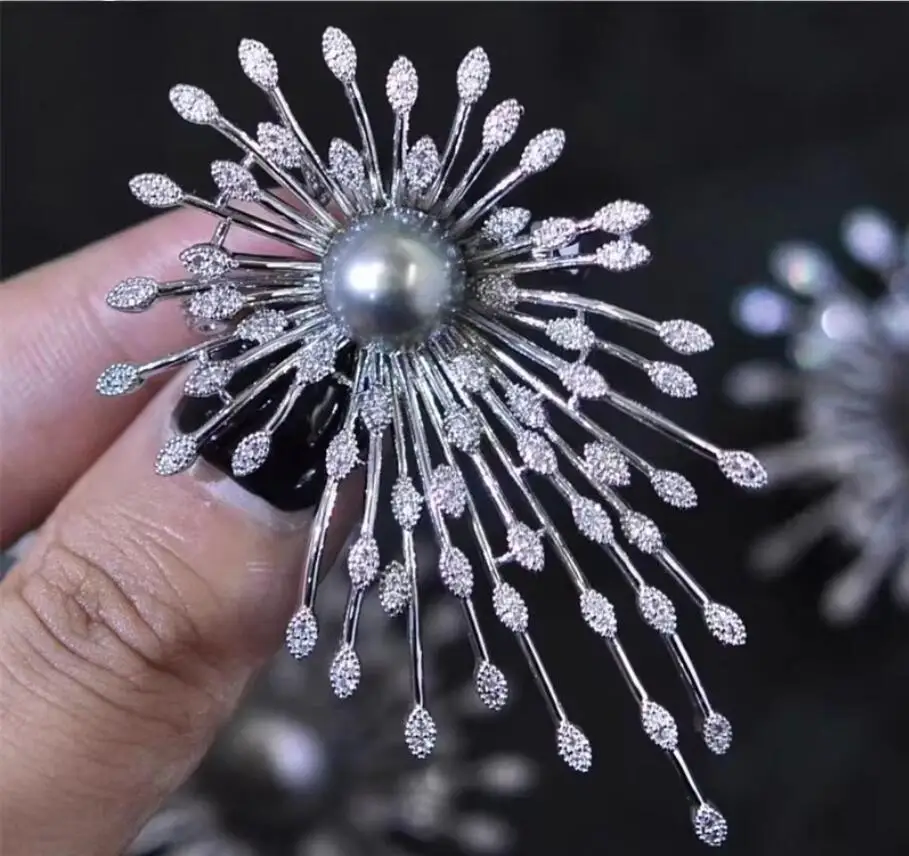 

High-end brushed rose brooch, copper gold-plated zircon inlaid, elegant brooch, pearl brooch, empty support