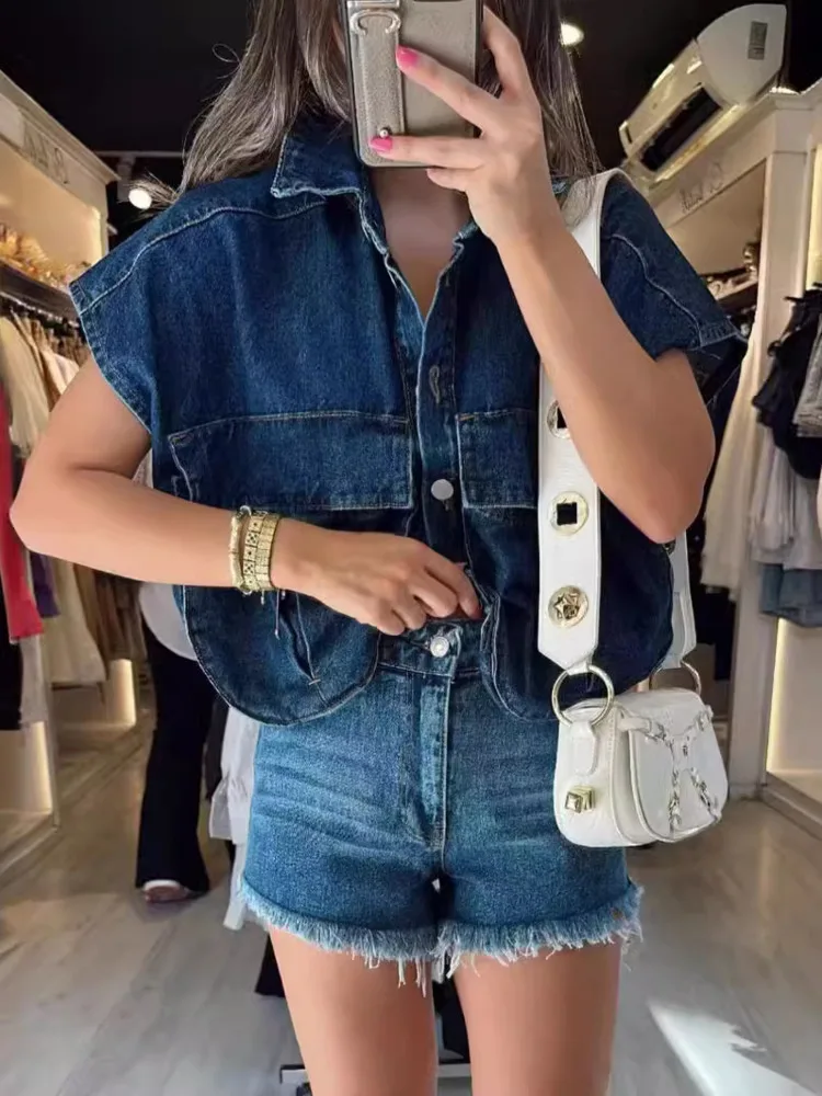 SHENGPALAE Women\'s Solid Color Large Pocket Sleeveless Vest 2024 Summer Fashion Cardigan Polo Collar Female Denim Top 5C1362