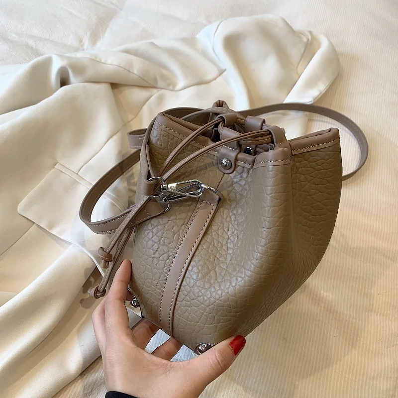 Women Bag Retro Handbag Fashion Shoulder Bag High Quality Luxury Messenger Bag PU Leather Bucket for Women Crossbody Bucket Bag