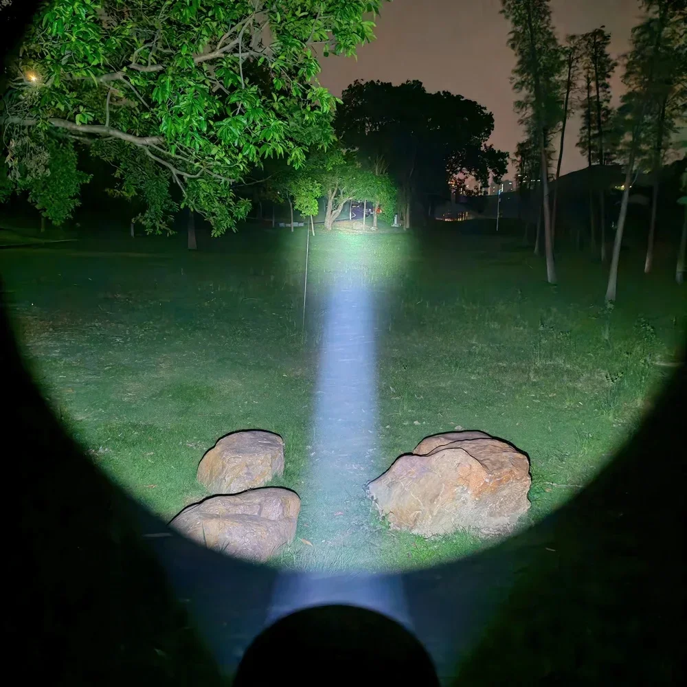 Convoy Super Bright Powerful Flashlight LED LUMINUS SST40 2000lm Torch Lighter by 21700 Battery for Camping,Hiking,Self-defense view 6