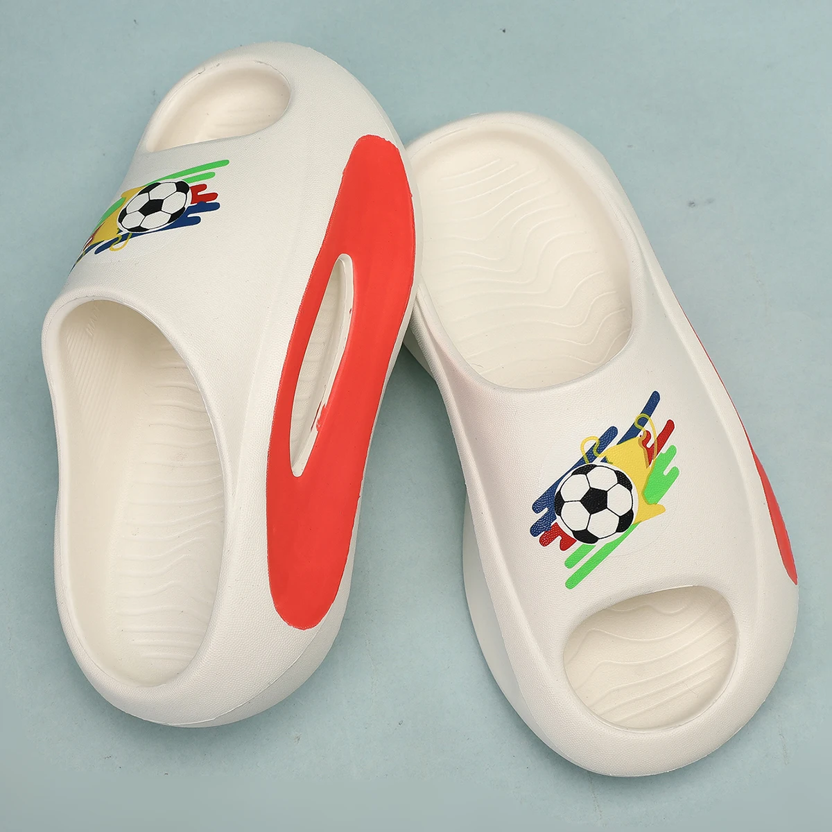 

Children Soccer Slides - Indoor/Outdoor Anti-slip Soft Sole, Sports Style Sandals Lightweight Boy Slipper Shoes