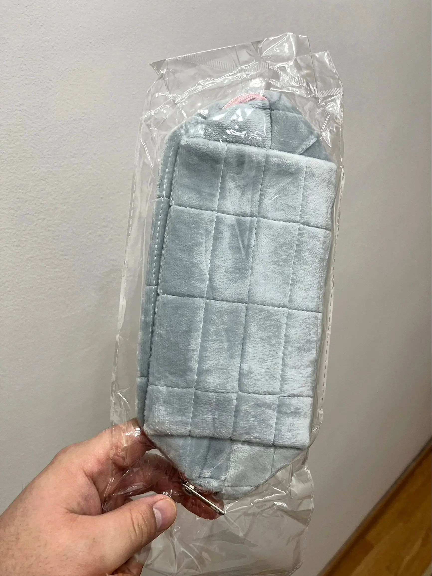 

Новая короткая плюшевая сумка для ручек, большая вместительная сумка для хранения, школьный пенал, пеналы для девочек