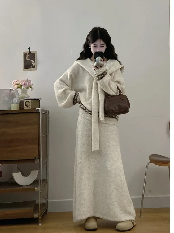 

plus Size Women's Soft Style Heavy Embroidery V-Neck Sweater Autumn Winter High Waist Knitted Skirt Fashionable Trend