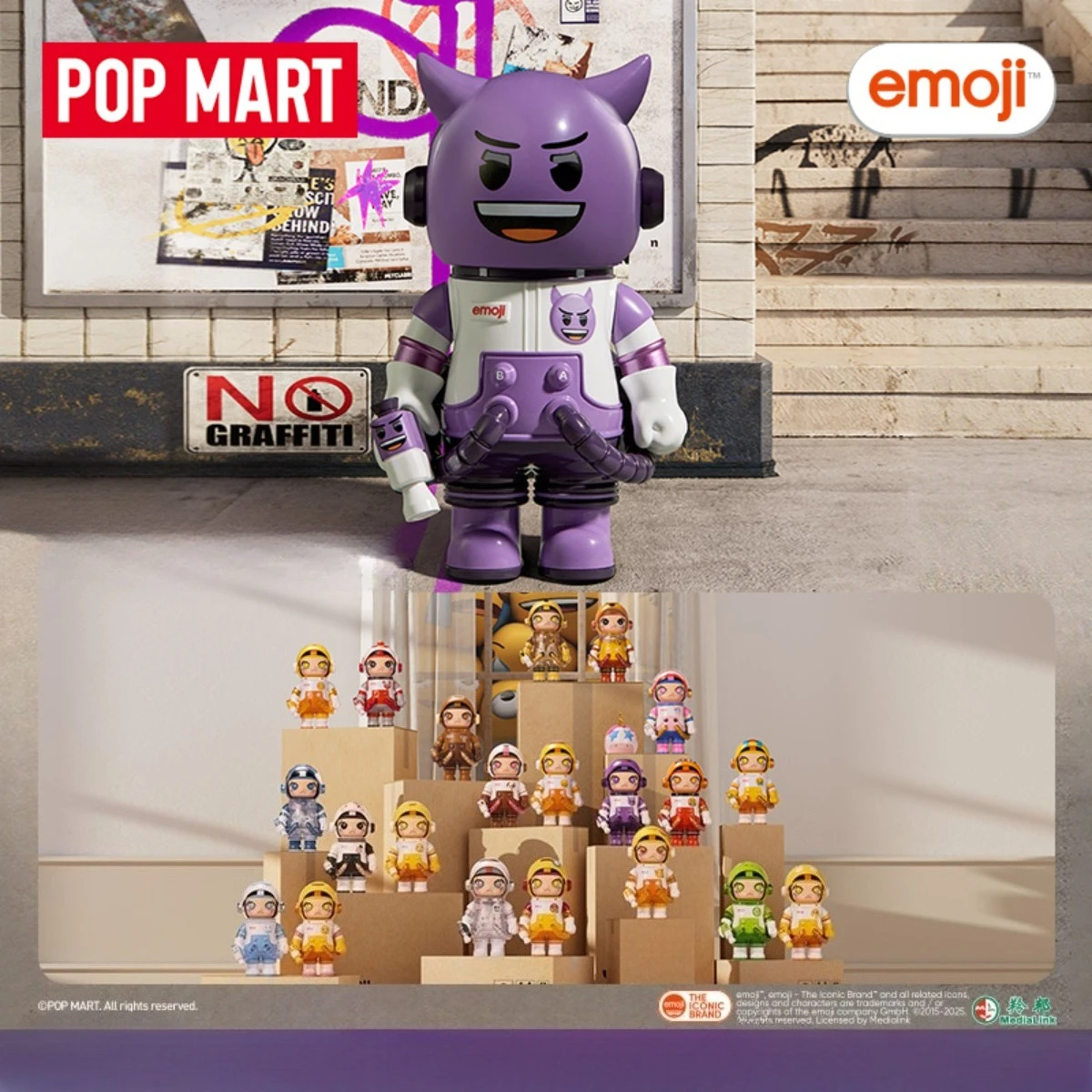 

POP MART MEGA SPACE MOLLY 100% × Emoji ™ Blind Box Gift PVC 100% Original Mystery Box