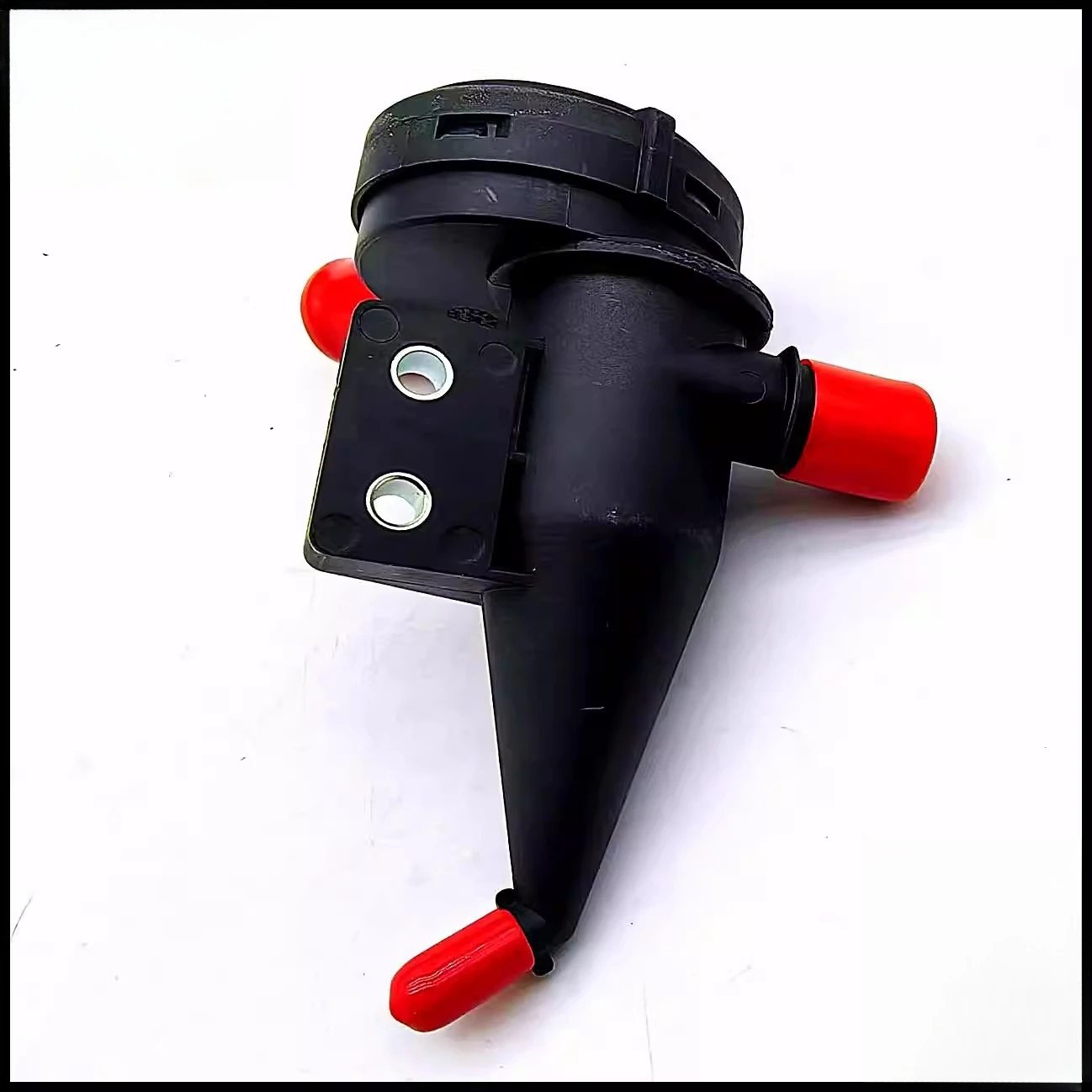 

Выпускной клапан Shuanglong подходит для масляного сепаратора выхлопных газов Aiteng Xiangyu 6650180533