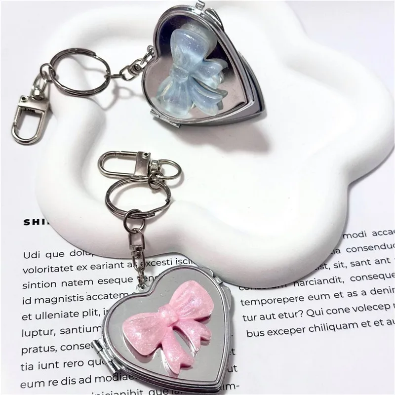 Sweet Cool Heart Shape Bow Folding Mirror Keychain Charm Double Sided Love Cosmetic Mirror Key Holder Bag Pendant Decor Gifts