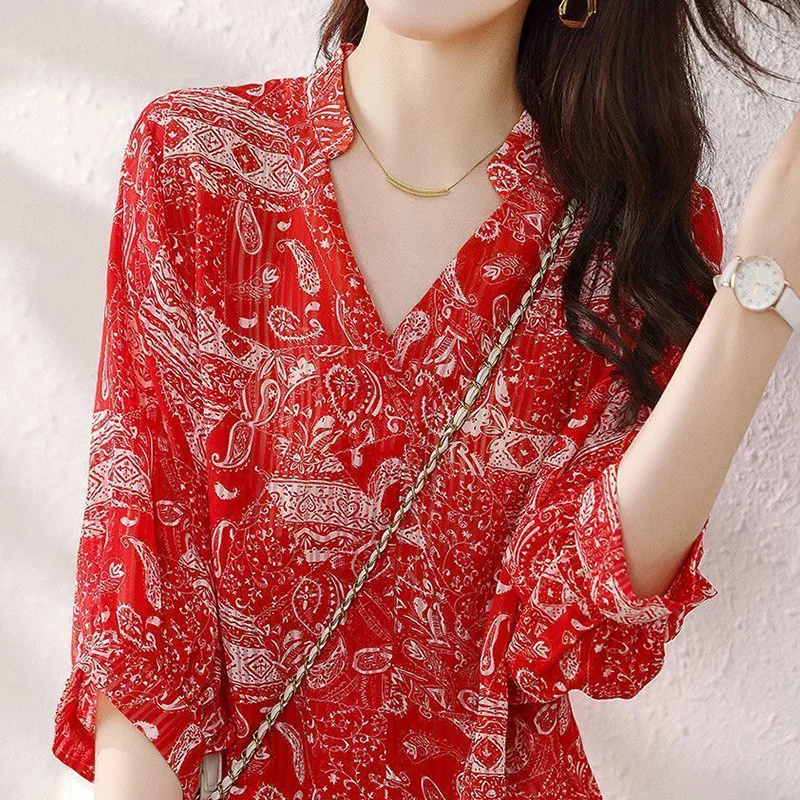 2024 New Summer Retro Loose Casual Aesthetic Office Lady Chinese Style Hollow Irregular Print V Neck Short Sleeve Chic Y2K Tops