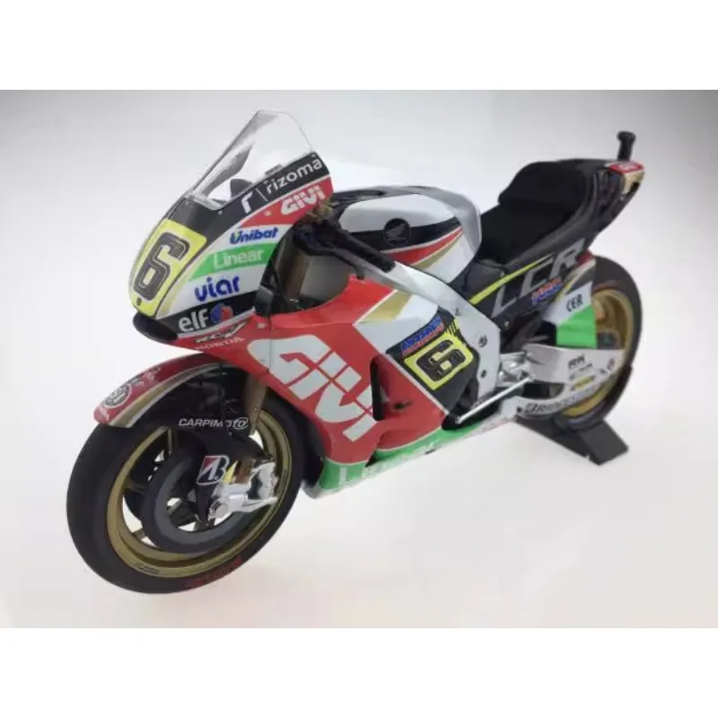 Детали для вырезания миничемп 1:12 HONDA RC213V - модель мотоцикла STEFAN BRADL