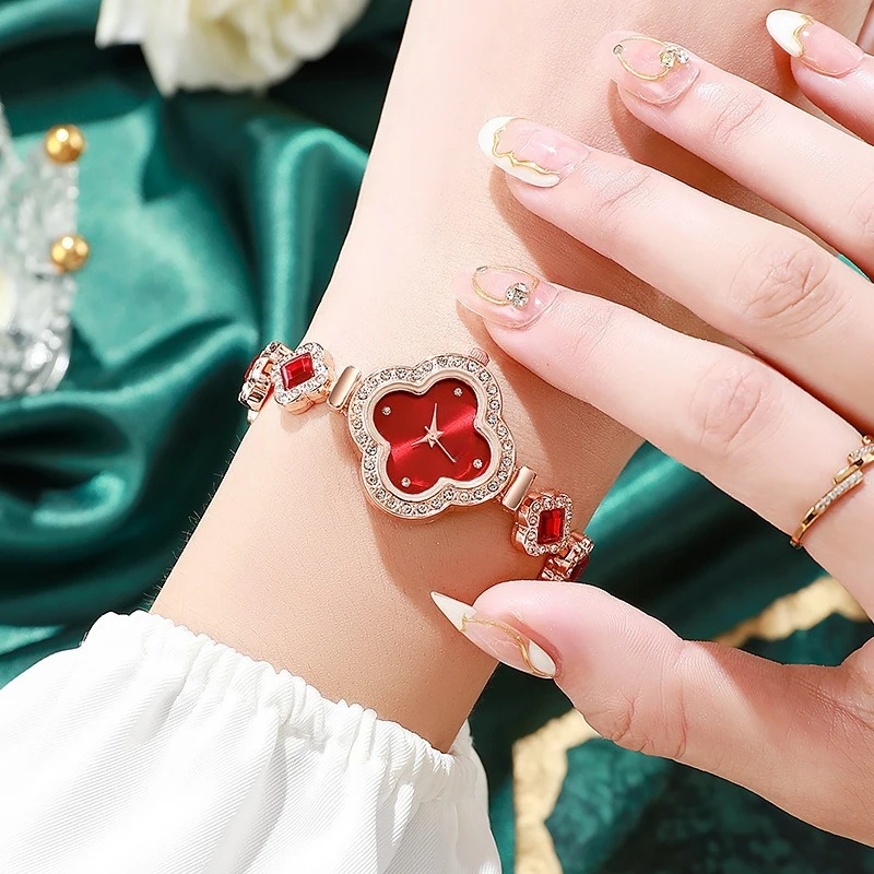 Fashion New Women's Bracelet Watch Quartz Watch Casual Versatile Fashion Watch Women's Quartz Watch