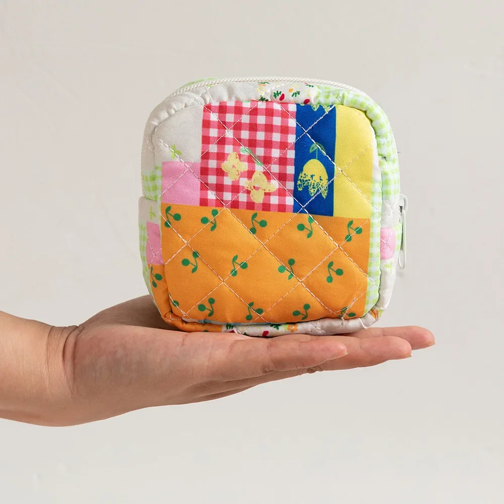 Women Small Cosmetic Bag Floral Sanitary Cotton Storage Bag Quilted Girl\'s Sanitary Napkin Lipstick Travel Bag Coin Purse Case